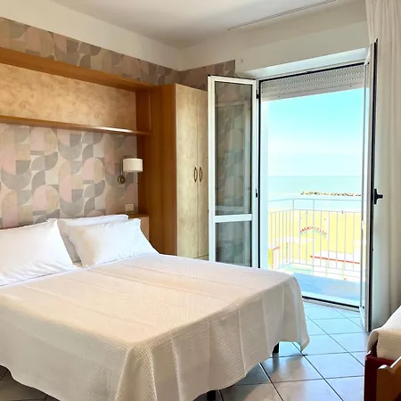 Acquario Hotel 3*