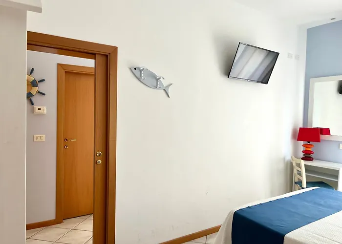 Отель Acquario 3*