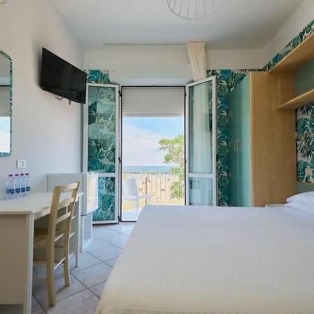 Acquario 3* Римини