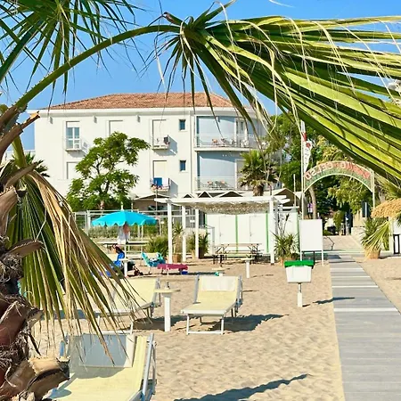 Acquario Hotel 3*